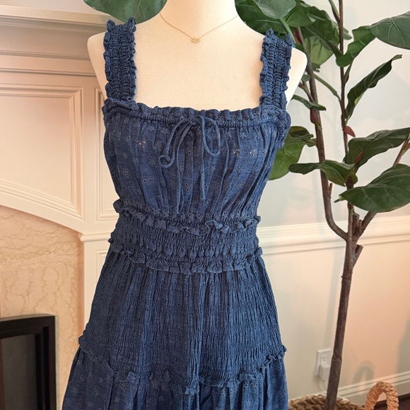 Doen Gap Eyelet Denim Midi Maxi Dress - Picture 3 of 7